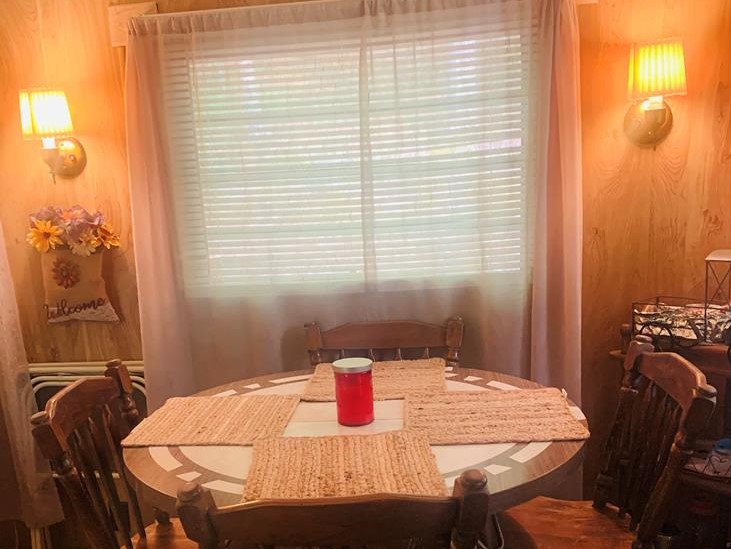 GATES AND BURNS REALTY