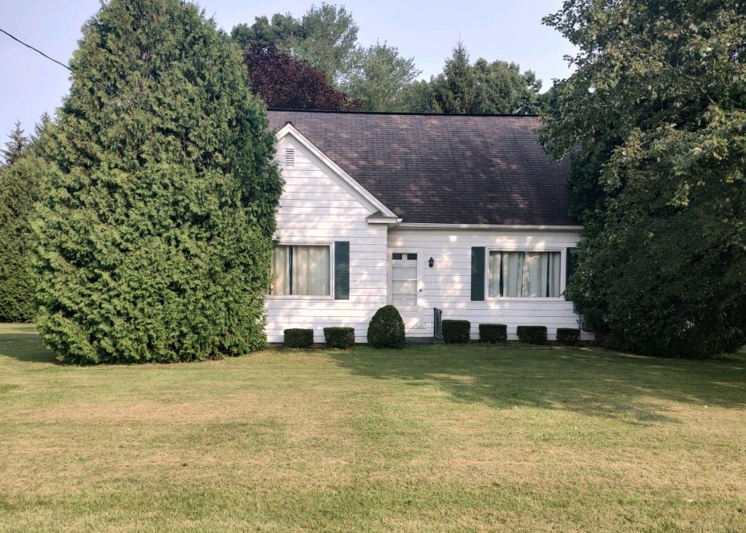 GATES AND BURNS REALTY