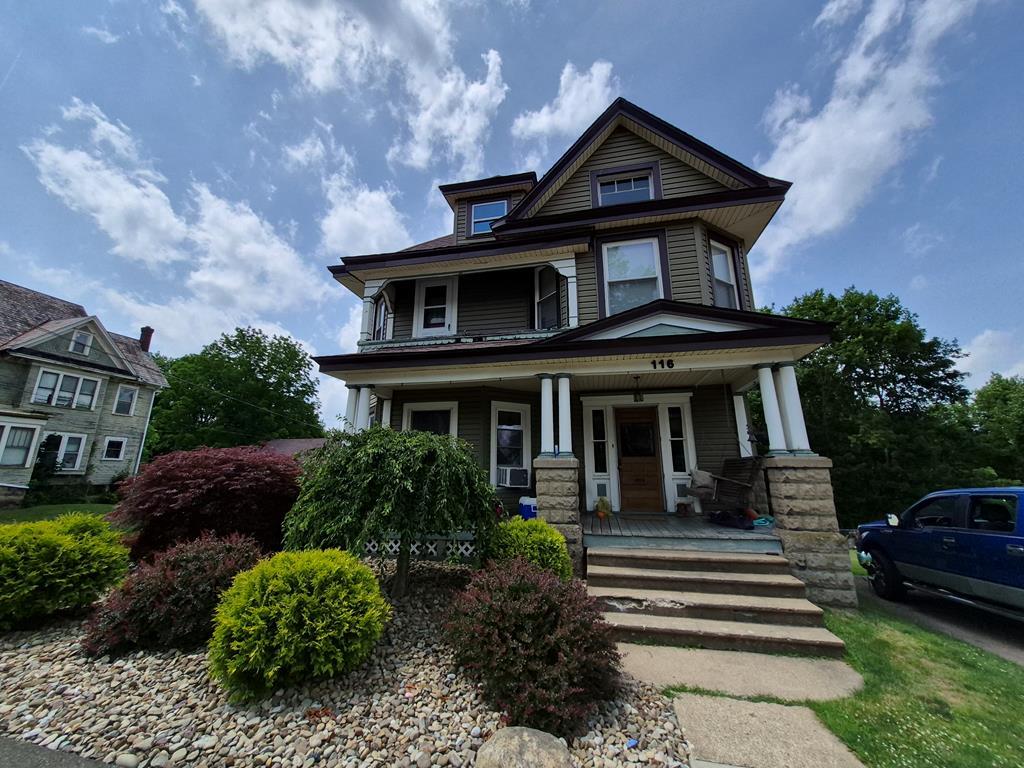 Large Victorian Home 