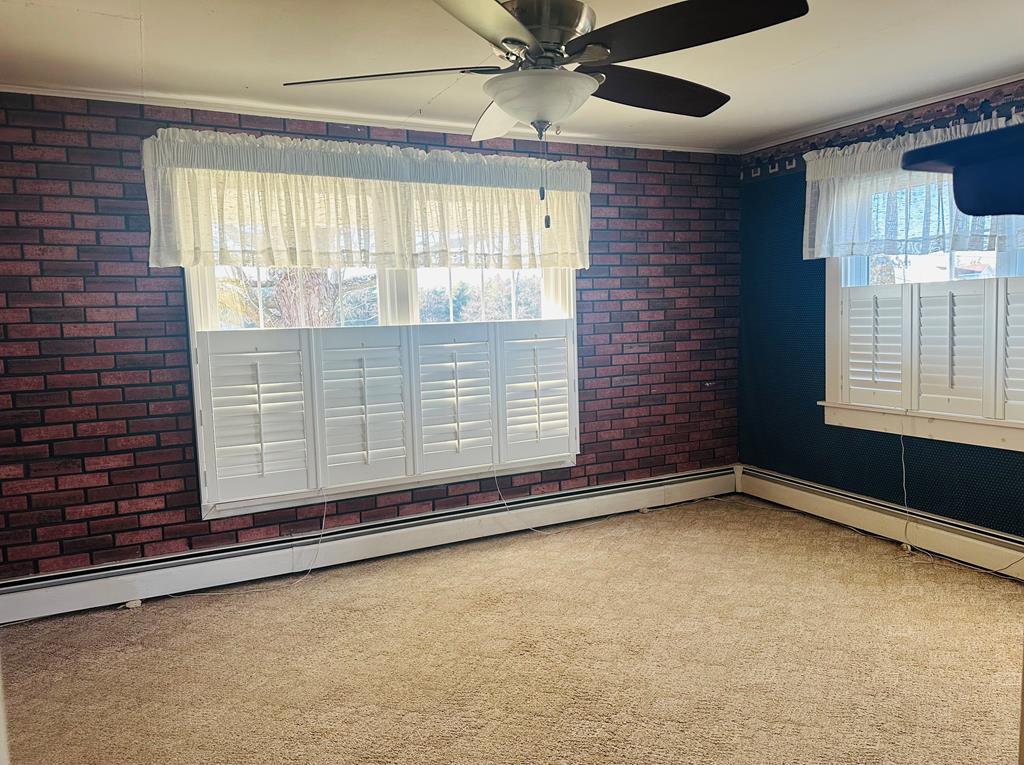 GATES AND BURNS REALTY