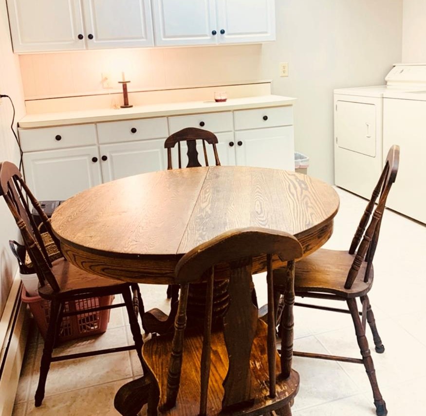 GATES AND BURNS REALTY