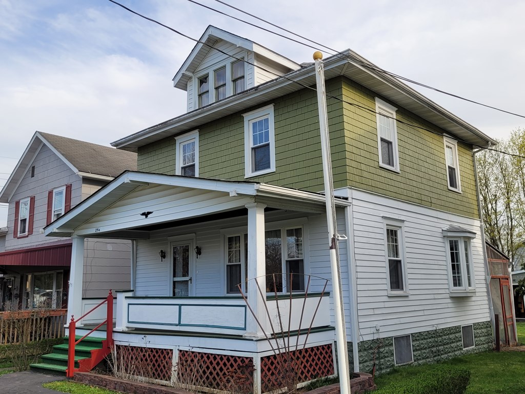 GATES AND BURNS REALTY